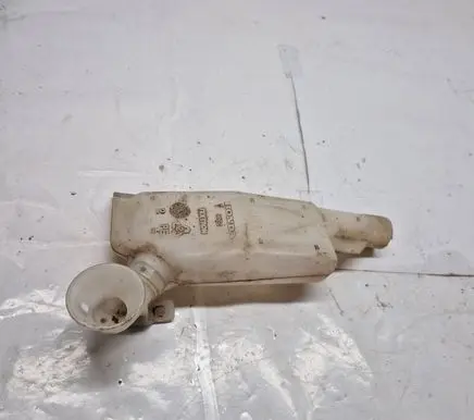 Honda CR-V Window washer liquid tank fill tube 