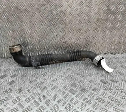 Volvo XC40 Intercooler hose/pipe 32222069