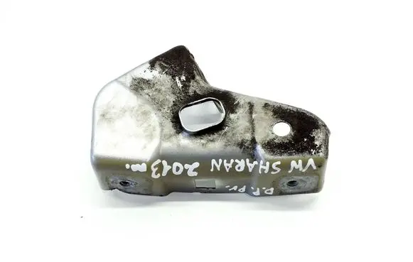 Volkswagen Sharan Fender mounting bracket 7N0821136A