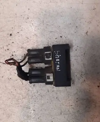 Volkswagen Sharan Coolant fan relay 899978000
