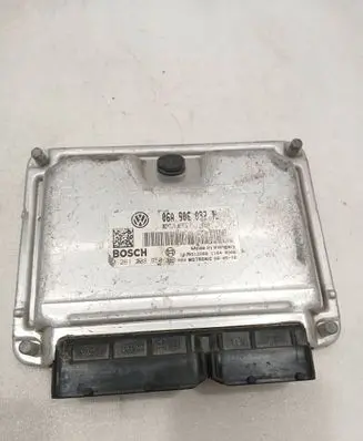 Volkswagen Polo IV 9N3 Engine control unit/module 06A906032TL 0261208950 1009S12268
