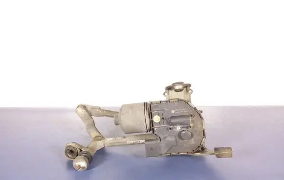 Seat Leon (1P) Front wiper linkage and motor 1P0955024B