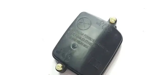 Fuse box cover