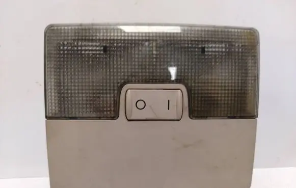 Audi A6 S6 C5 4B Front seat light 4B0947105
