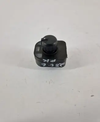 Audi A4 S4 B6 8E 8H Wing mirror switch 8E0959565