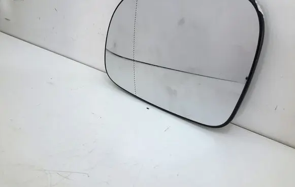 Mercedes-Benz Vito Viano W639 Wing mirror glass 