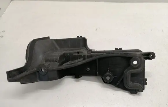 Land Rover Discovery 3 - LR3 Battery tray DWM500051