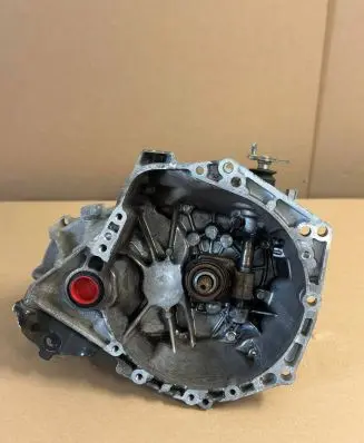 Peugeot 108 Manual 5 speed gearbox 20TT55