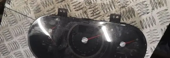 KIA Sportage Speedometer (instrument cluster) 940213u025
