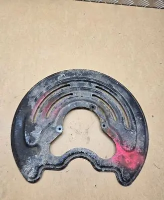 Opel Vivaro Rear brake disc plate dust cover 