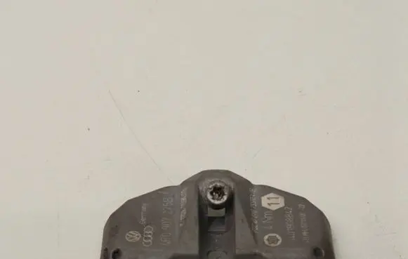 Audi A6 S6 C6 4F Tire pressure sensor 4F0907275B