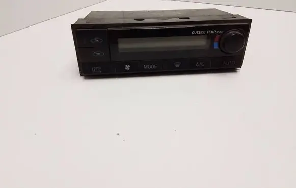 Nissan X-Trail T30 Climate control unit