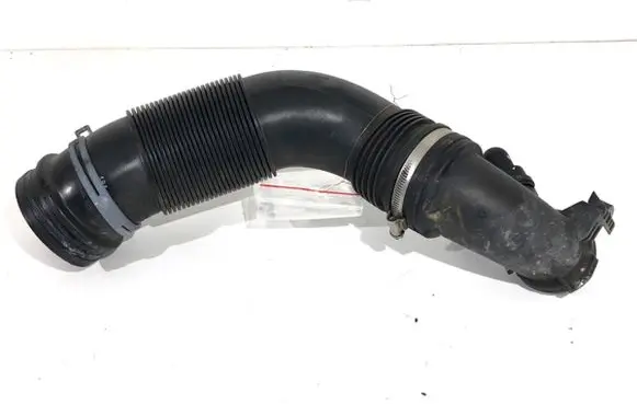Audi A3 S3 8V Air intake hose/pipe 5Q0129635