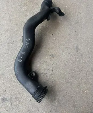 Intercooler hose/pipe