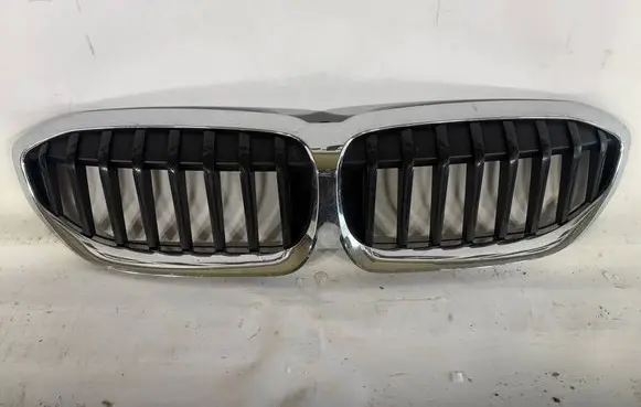 BMW 3 G20 G21 Front bumper upper radiator grill 5113192976