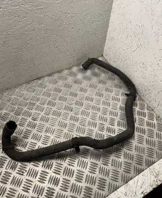 Volvo V50 Coolant pipe/hose 
