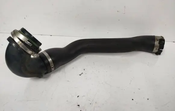 Opel Insignia A Intercooler hose/pipe 13220160 08AU08 315805007