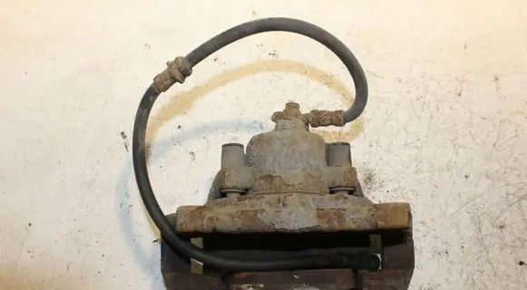 Volkswagen Tiguan Front brake caliper