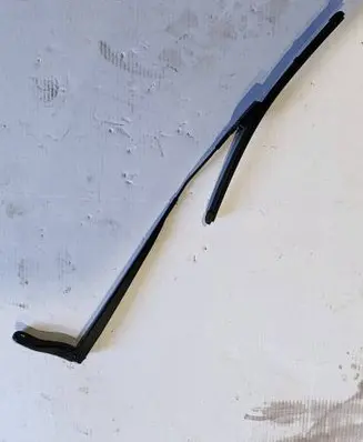 Opel Corsa F Front wiper blade arm 9822931880