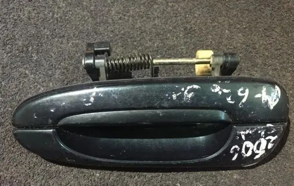 Mazda 626 Front door exterior handle