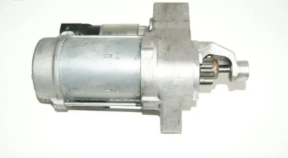 Audi A4 S4 B9 8W Starter motor 04L911024A