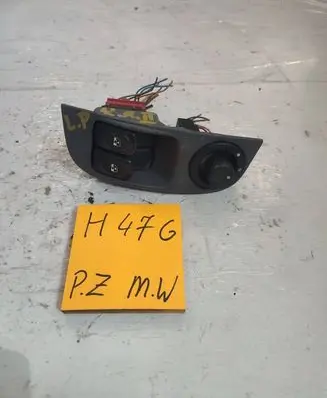 Renault Megane II Wing mirror switch 7700429992