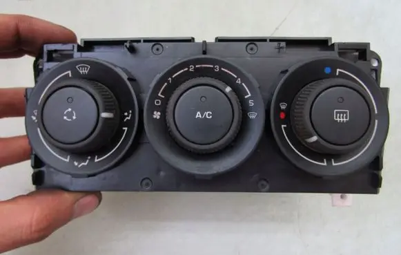 Peugeot 308 Climate control unit 69947013