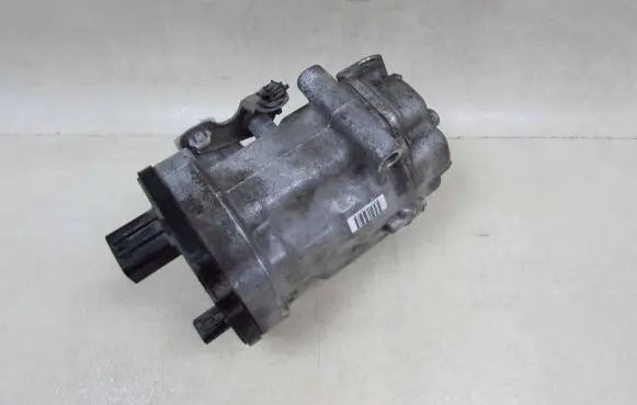 Toyota Corolla E210 E21 Air conditioning (A/C) compressor (pump) 042400-1202 52300