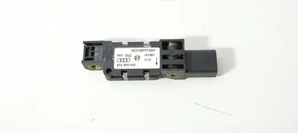 Audi A6 S6 C5 4B Airbag deployment crash/impact sensor 8E0959643