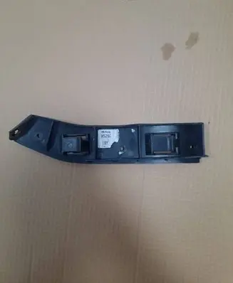 Volkswagen Polo IV 9N3 Front bumper mounting bracket 6Q0807183