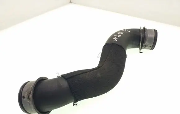 Mercedes-Benz E W212 Engine coolant pipe/hose A2125018282