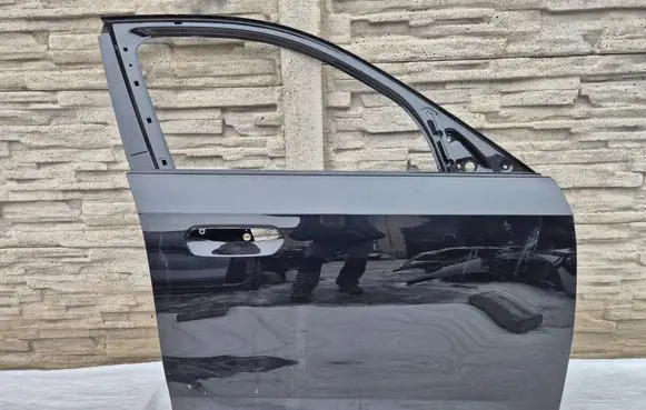 BMW X1 U11 Front door 