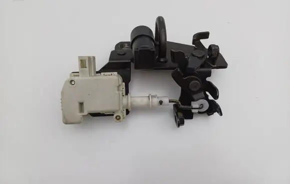 Skoda Fabia Mk1 (6Y) Tailgate boot lock/latch motor 6Y0827511A
