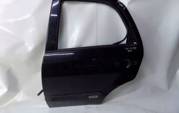 Suzuki SX4 Rear door M16Ahythhtaaa3