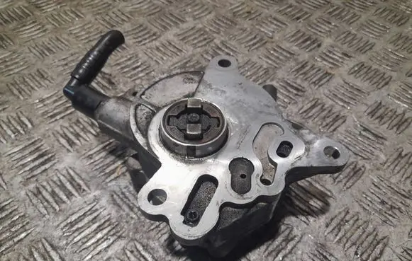 Volkswagen PASSAT B6 Vacuum pump 03G145209C 441106