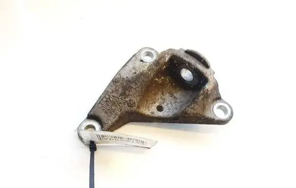 Audi A8 S8 D3 4E Engine mounting bracket 4E0399113AA