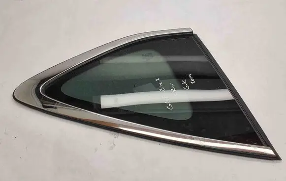 Honda CR-V Rear side window