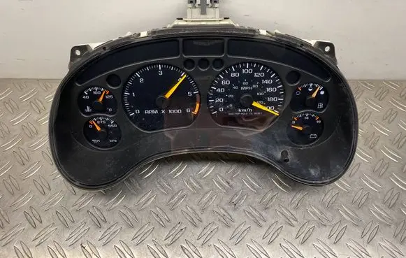 Chevrolet Blazer Speedometer (instrument cluster) 09374205
