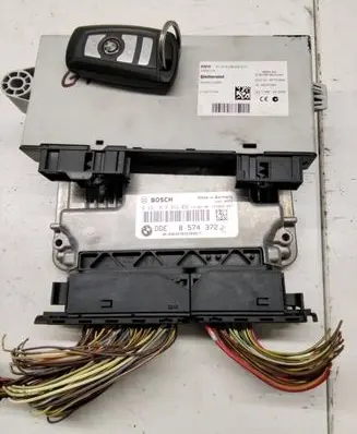BMW 5 GT F07 Engine control unit/module 0281019862 8574372 030095987