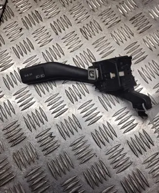 Volkswagen Golf V Indicator stalk 1K0953513