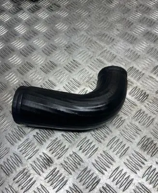 Volvo XC90 Intercooler hose/pipe 08699419