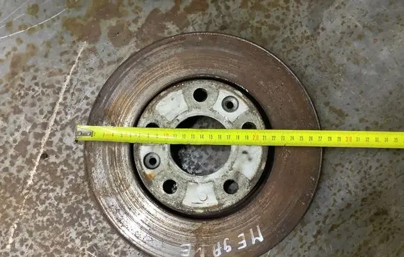 Renault Laguna III Front brake disc