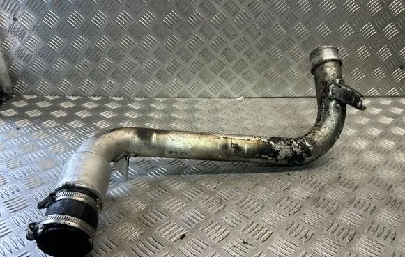 Intercooler hose/pipe