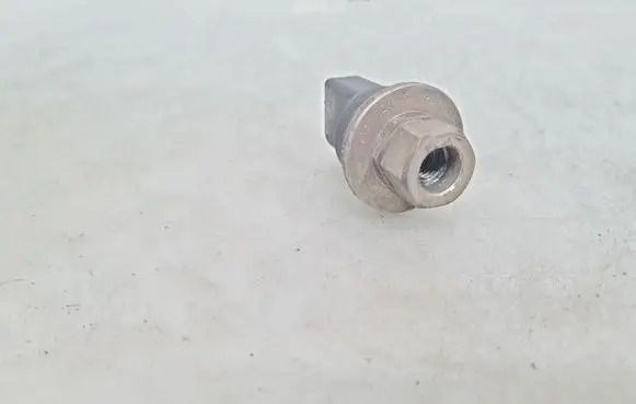 Air conditioning (A/C) pressure sensor