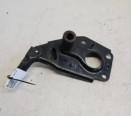 Audi A6 S6 C5 4B Radiator support slam panel bracket 