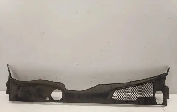 Porsche Macan (95B) Wiper trim 95B819447E