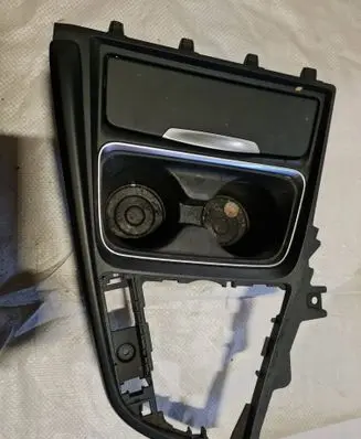 BMW 3 GT F34 Cup holder front 9218925