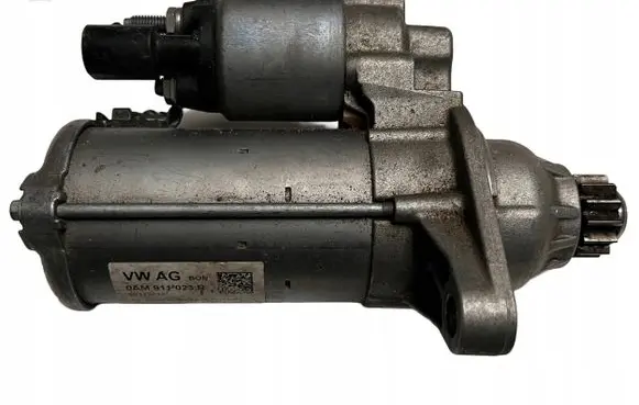 Volkswagen Golf VII Starter motor 0AM911023R