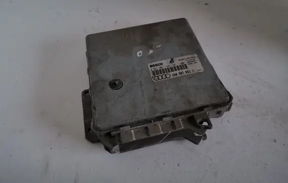 Audi A6 S6 C4 4A Engine control unit/module 4A0907051X 0281001128 0281001129