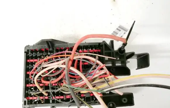 Mercedes-Benz E W210 Fuse box set 2105450640